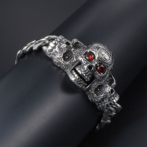 Pulsera de Acero de Titanio para Hombre con Incrustaciones de Rubí en Forma de Calavera Grande, Joyería de Moda CE493 - Product Image 4