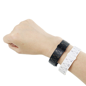 Pulsera de tamaño ajustable <span class=keywords><strong>barata</strong></span>, herramienta de medición de cinta métrica, brazalete de plástico - Product Image 1