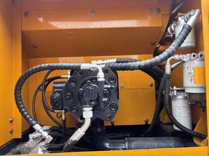 Excavatrice sur chenilles Hyundai R220LC-9S d'occasion de 22 tonnes, haute performance, qualité supérieure, pour l'exportation - Product Image 4