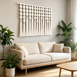 Grande Decorazione da Parete in Macramè Fatta a Mano con Nappe in Cotone Beige per Soggiorno - Product Image 2