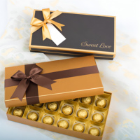 Boîte cadeau en chocolat personnalisée de luxe, logo estampé à l'or, séparateurs, emballage rigide en carton écologique à charnières pour mariage, anniversaire