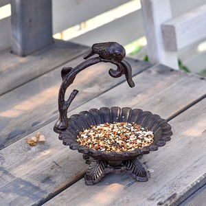 Mangeoire à oiseaux en fonte pour terrasses et cours extérieures Support à suspendre Ajoute des ornements de <span class=keywords><strong>jardin</strong></span> élégants Balcons Décorations de cour - Product Image 6
