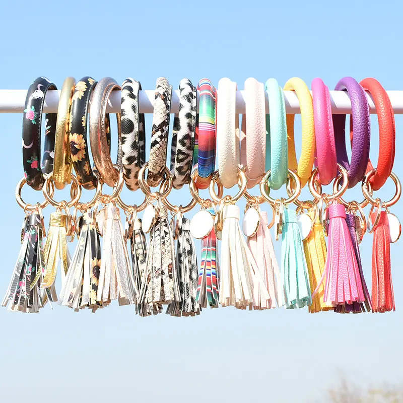 Tùy Chỉnh Da Bracelet Keychains Ví Vòng Tay Silicone Hạt Da Bracelet Key Chains Với Tua Mặt Dây Chuyền