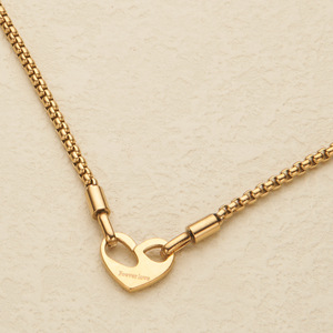 Ingrosso nuovo stile Trendy in acciaio inox placcato oro 18K a forma di cuore collana ciondolo regali di compleanno per coppie <span class=keywords><strong>famiglia</strong></span> - Product Image 1