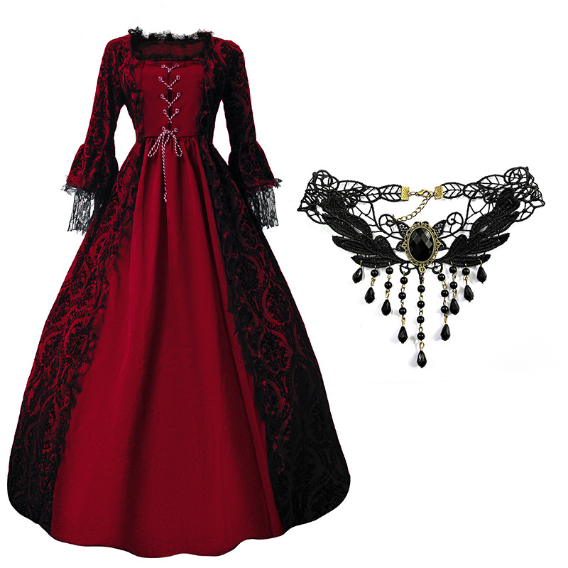 Red dress+necklace