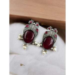 Réplique de boucles d'oreilles avec pierre Cadeau de pierre de couleur pêche pour une tenue de fête décontractée Produit en vrac fait main - Product Image 3