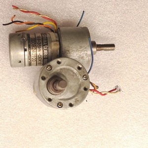 มอเตอร์เกียร์ Sayama รุ่น RB-35PM-OEK19 DC 24V แบบติดตั้งบนขา แกนแบบ D-Cut ผลิตในญี่ปุ่น - Product Image 3
