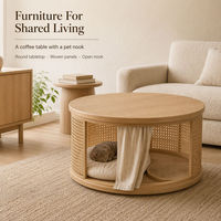 Table basse ronde en bois et rotin tressé avec niche pour chat, idéale pour le salon, conçue pour une utilisation partagée entre les humains et les animaux domestiques