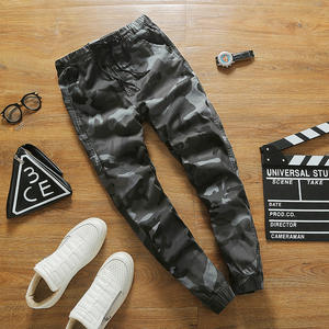 سراويل دنيم كلاسيكية ممزقة بشارع عالٍ للرجال - Product Image 4