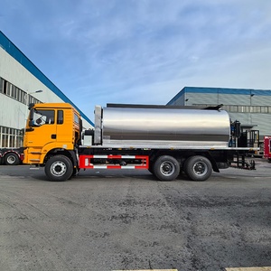 Camión Asfaltador Shacman, Máquina de Aspersión de Asfalto, Camión Distribuidor de Asfalto de 15m³ en Venta - Product Image 1
