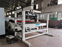Planche de plancher en bois de haute précision Multi Rip Cutting Saw Machine Planche de contreplaqué automatique Multi-lames Ripping Saw Line