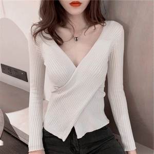 <span class=keywords><strong>2022</strong></span> femmes décontracté à manches longues croix mince haut en tricot col en v <span class=keywords><strong>pull</strong></span> pour les automnes hivers en gros bas chemise motif solide - Product Image 4