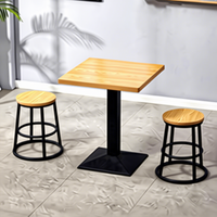Meubles de restaurant modernes en bois rond en marbre, table carrée de restauration rapide de café chinois en gros personnalisée