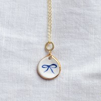 Collier ras du cou en cuivre 18 carats de qualité supérieure, inaltérable, avec pendentifs rétro Lune, Perle, Colombe, Fleur, Étoile, Clé, Nœud – Cadeau pour Femme