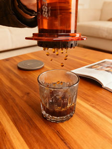 <span class=keywords><strong>Cafetera</strong></span> AeroPress Portátil de Alta Gama, Personalizable, Hecha a Mano en Italia - Product Image 2