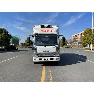 ISUZU 4*2 caja refrigerada camión diésel KV100 congelador para carne congelada y mariscos 140HP refrigerador personalizado Coche - Product Image 1