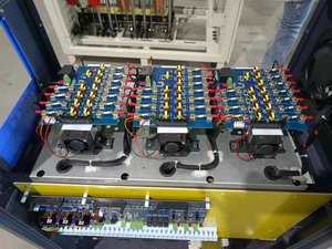เครื่องปรับแรงดันไฟฟ้าแบบคงที่ชนิด IGBT/SCR/ไทริสเตอร์/PWM สำหรับสายไฟฟ้ากระแสสลับขนาด 10kva/20kva/30kva/45kva - Product Image 4
