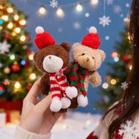 Porte-clés en peluche ours en peluche de Noël de 4 pouces, mini jouet rembourré en coton PP, vente en gros d'usine, cadeau pour machine à griffes, pendentifs