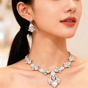 מעצבת תכשיטי יוקרה בהשראת תכשיטי יוקרה, סטים תליון יהלומים שרשראות עבור נשים סט חתונה כלה - Product Image 5