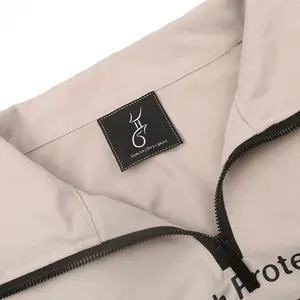 広州ラベルメーカーはカスタマイズされた名前のロゴを縫う衣服ダマスクネック服織りサイズタグパーカーの服ラベル