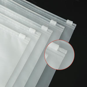 Bolsas mate con cremallera de Venta caliente Bolsas de embalaje de camisa reciclables Bolsas de polietileno Jack Zip Lock con logotipo - Product Image 2