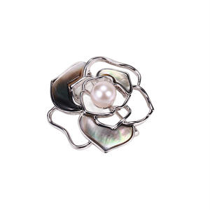 Broche de Perlas de Agua Dulce con Incrustaciones de Concha Antideslumbrante de Zhuji, Flor de Camelia para el Pecho, para Boda o Compromiso - Product Image 5