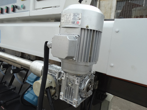 Machine de polissage et de façonnage de verre à bord droit et rond, à 9 moteurs, avec boîte de vitesses motorisée haute puissance, tension 380V/220V - Product Image 5