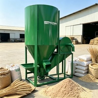 Moulin à alimentation verticale robuste avec broyeur auto-aspirant 2000 kg/h – Performance durable pour l'élevage
