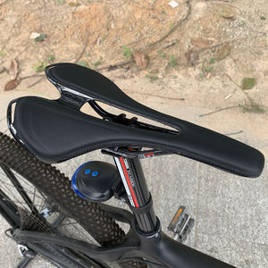 Selle de vélo en cuir pour femme sans logo, simple, avec ventilation, super légère, pour <span class=keywords><strong>VTT</strong></span> et vélo de route - Product Image 2