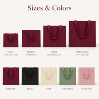 Sac en papier de luxe bordeaux à motif gaufré avec poignée en ruban gros-grain et nœud décoratif pour boutique de vêtements