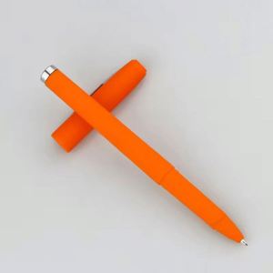 Stylo gel confortable et doux au toucher, recouvert de caoutchouc noir et or, avec logo personnalisé, cadeaux promotionnels - Product Image 5