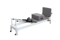 Reformer de Pilates multifonctionnel en alliage d'aluminium avec résistance réglable, équipement d'exercice pour yoga et Pilates