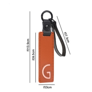 Llaveros con Colgante Rectangular de Cuero PU con 26 Letras del Alfabeto, Regalos de Cumpleaños para Niñas, Recuerdos, Decoración para Bolsos - Product Image 6