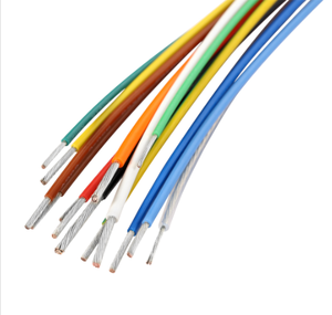 بيع مباشر من المصنع لكابل كهربائي معزول بالـ PVC متعدد الجدائل 28AWG 300 فولت، كابل طاقة 4 مم - Product Image 2