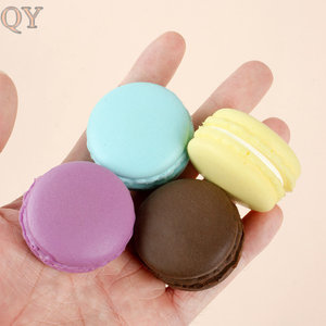 ของเล่นมาการองนุ่มนิ่ม PU สควิชชี่ บรรเทาความเครียด ของเล่นบีบเล่นเพลินๆ น่ารัก รูปทรงอาหาร - Product Image 2
