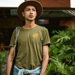 Parche de Fieltro Bordado con Huella de Pata Digitemb 2.50 X 2.43 Termoadhesivo o para Coser en Chaquetas, Bolsos, Sombreros y Prendas de Vestir - Product Image 2