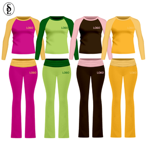 Collezione San Valentino: Completo <span class=keywords><strong>Donna</strong></span> in Cotone con T-Shirt Aderente Raglan e Pantaloni a Zampa, Set Loungewear 2 Pezzi - Product Image 1