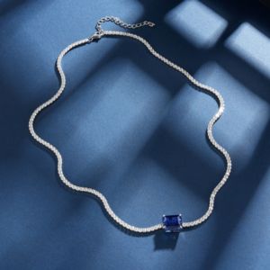 Pendentif de chaîne de clavicule de luxe tendance en argent sterling 925 plaqué rhodium avec saphir carré - Product Image 3