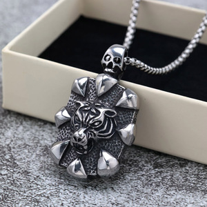 Collier pour homme en acier inoxydable avec pendentif tête de tigre, design à pointes, style punk, bijoux - Product Image 2