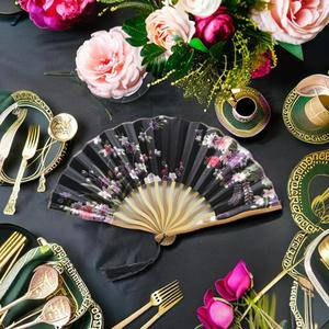 Éventail pliant élégant en soie blanche, classique et traditionnel, pour mariage, décoration de maison ou de bureau, gravure personnalisée, artisanat populaire en bambou peint - Product Image 4