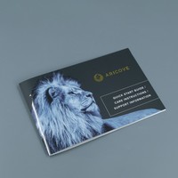 Manuel d'instructions et brochure sur papier d'art personnalisé, imprimés en offset avec vernis, reliés à la chevalière, avec gaufrage, livret