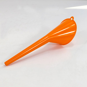 Embudo de Plástico de Cuello Largo Manos Libres Naranja 26.5x8 para Reabastecimiento de Combustible en Autos y Motocicletas - Product Image 3