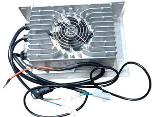 เครื่องชาร์จแบตเตอรี่ลิเธียมแบบออนบอร์ด 1.4KW 12V 20A 12.6V 14.6V 3S เครื่องชาร์จแบตเตอรี่กันน้ำ - Product Image 1