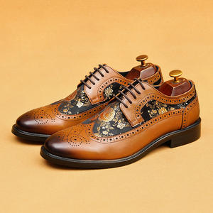 Chaussures habillées en cuir brodé haut de gamme pour hommes et femmes, style artisanal tatoué - Product Image 5