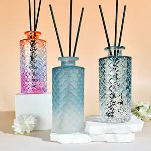 Lüks ücretsiz örnek 150 Ml çiçek cam dağıtıcı şişe difüzör kavanozlar aromaterapi konteyner koku aksesuarları ile mantar şekilli kapak