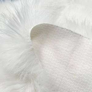 Gran oferta 100% poliéster tejido con respaldo Super esponjoso crema falso Piel de mapache en relieve Faux <span class=keywords><strong>Nutria</strong></span> piel Piel de Castor para prendas - Product Image 4