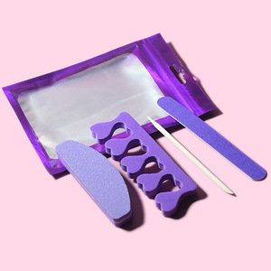 Kit d'outils de manucure 4-en-1 : Séparateur d'orteils, bâtonnet en bois, lime à ongles et polissoir violet pour le soin des ongles - Product Image 3