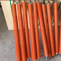 OEM aanpasbare industriële stalen cilindrische borstelrol met nylon borstels, dichte borstels, slijtvast en vlamvertragend