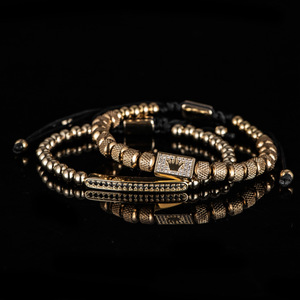 Pulsera de Cuentas Moderna Unisex de Primera Calidad con Corona de Circonio, Bañada en Zinc Negro, para Regalo del Día del Padre - Product Image 3