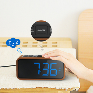 Đồng Hồ Báo Thức Kỹ Thuật Số Cho Phòng Ngủ, Màn Hình LED Lớn Báo Thức Kép Định Dạng 12 Giờ 24 Giờ FM <span class=keywords><strong>Radio</strong></span> - Product Image 3